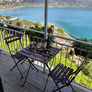La Vista Sul Castel Gandolfo