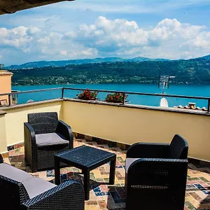 Atlantis Castelgandolfo Guest house
